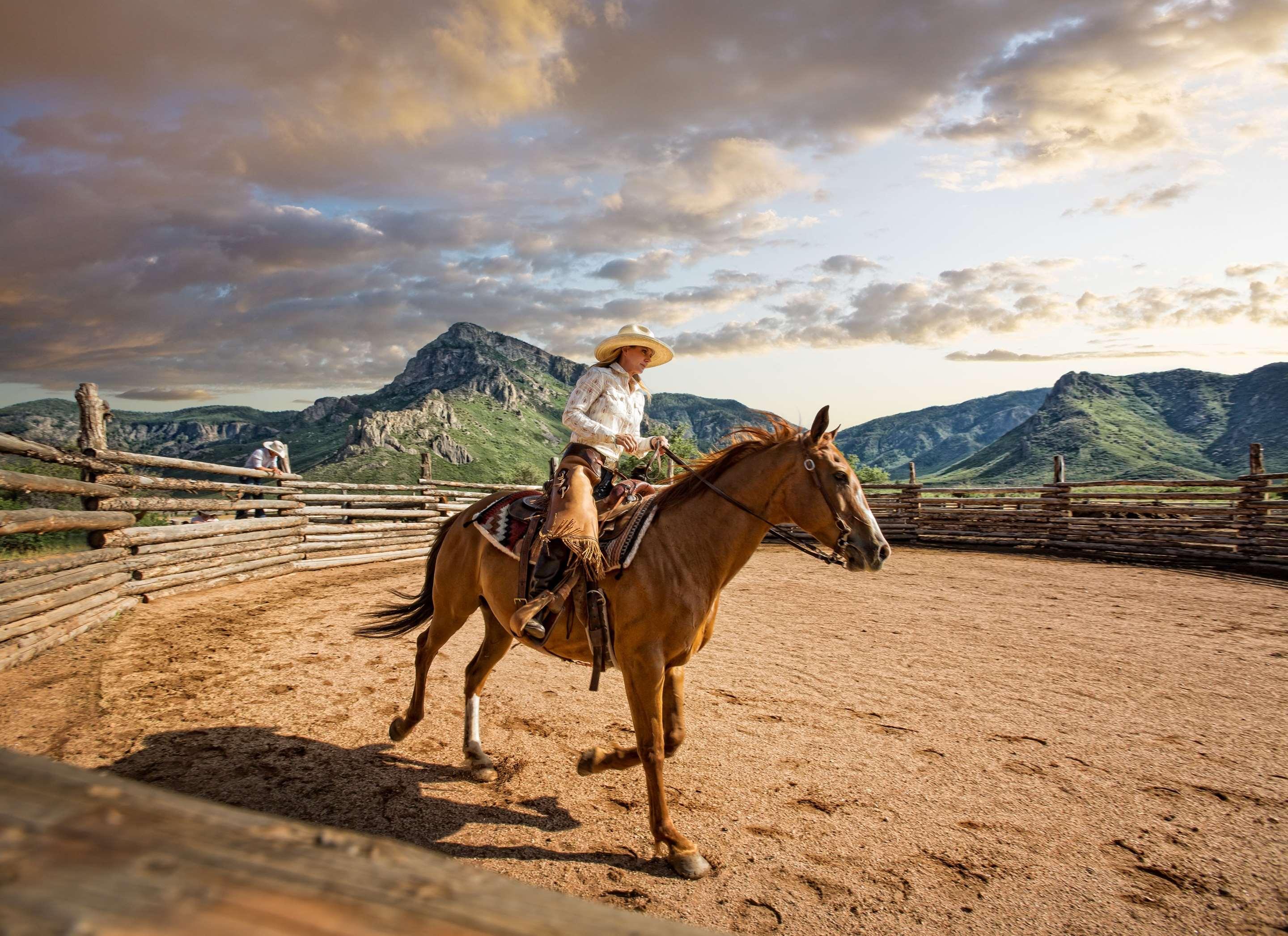 Gateway Canyons Resort, A Noble House Resort Экстерьер фото